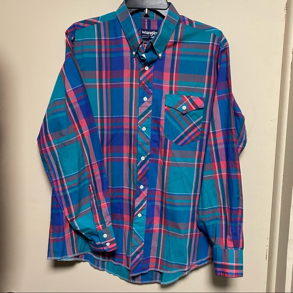 Wrangler Cowboy Cut Longsleeve Collared Button up Long Tails
